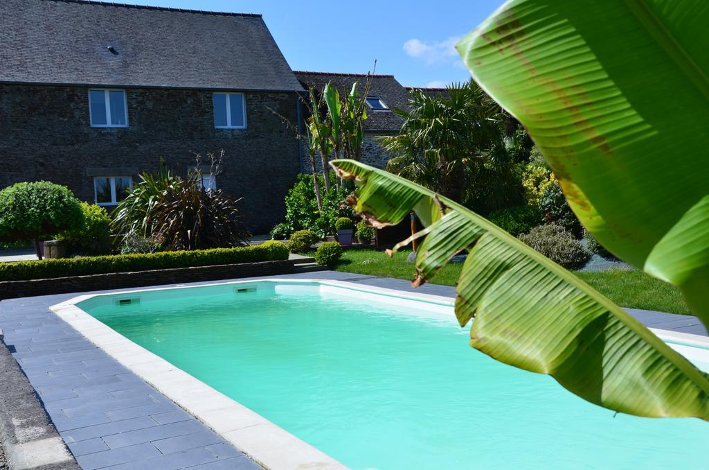 Maison D'Hotes La Closeraie De La Baie Saint-Méloir-des-Ondes Exterior photo